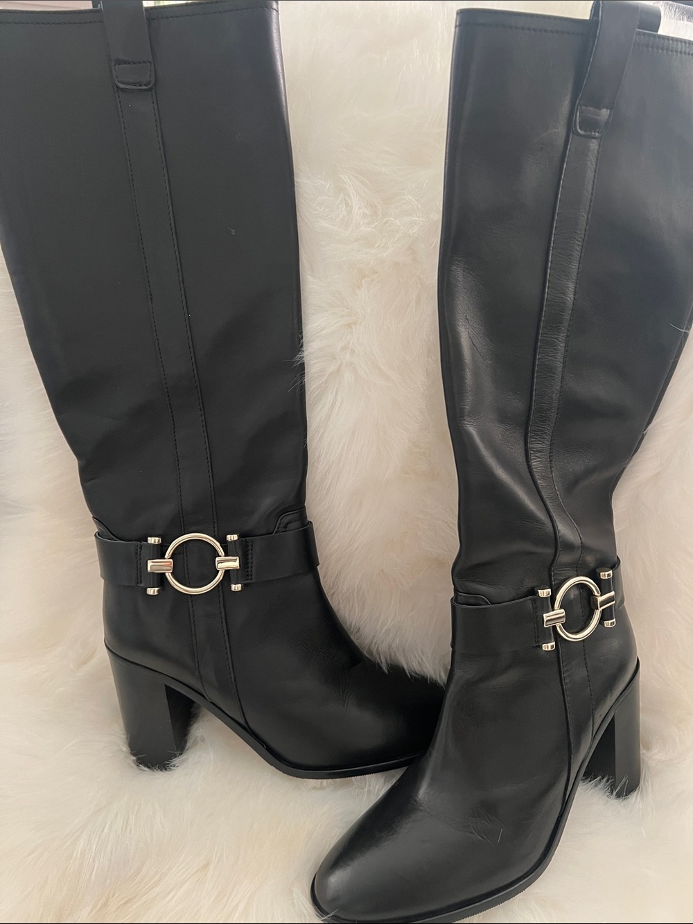 Black Knee-High Heeled Boots with Gold Ring Accent